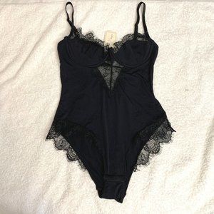Forever 21 Cosmopolitan Black Bodysuit